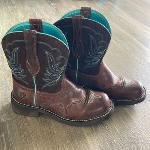 Ariat Fatbaby Western Short Boots